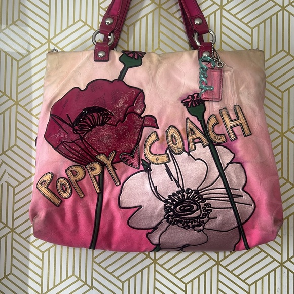 Coach POPPY Handbag - Picture 1 of 16